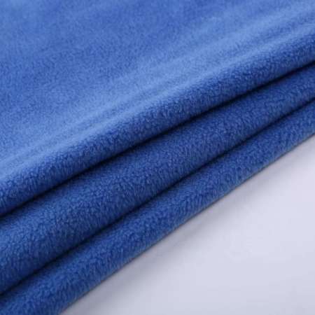 Latest design anti pilling fdy clothes fabrics polyester brush knit fdy thick polar fleece fabric in china